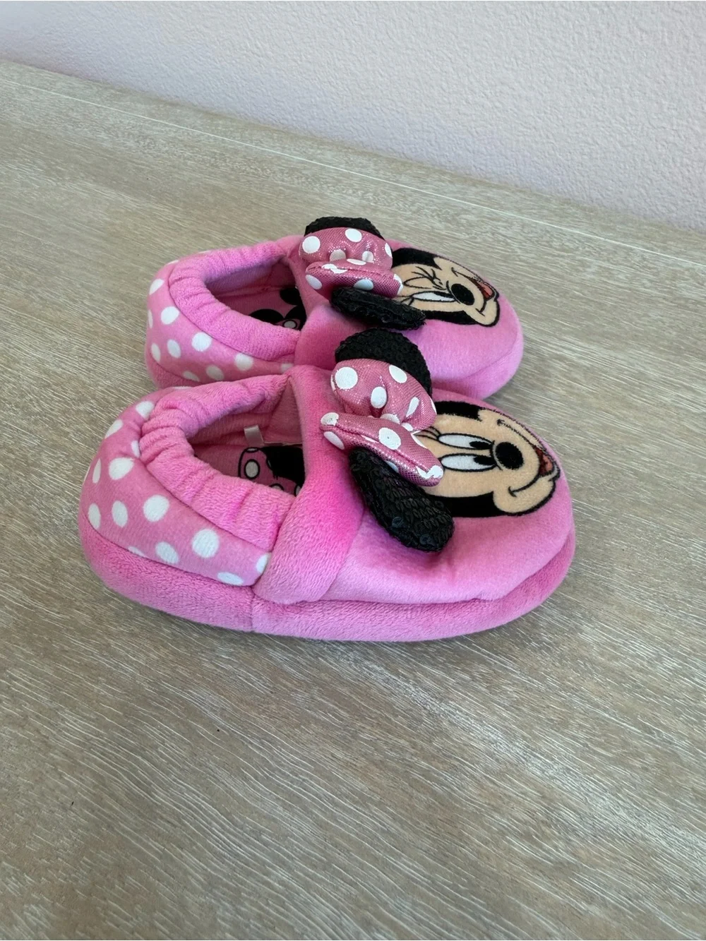 Disney Pink Minnie Mouse Plush Slip-On Slippers with Polka Dot Bow